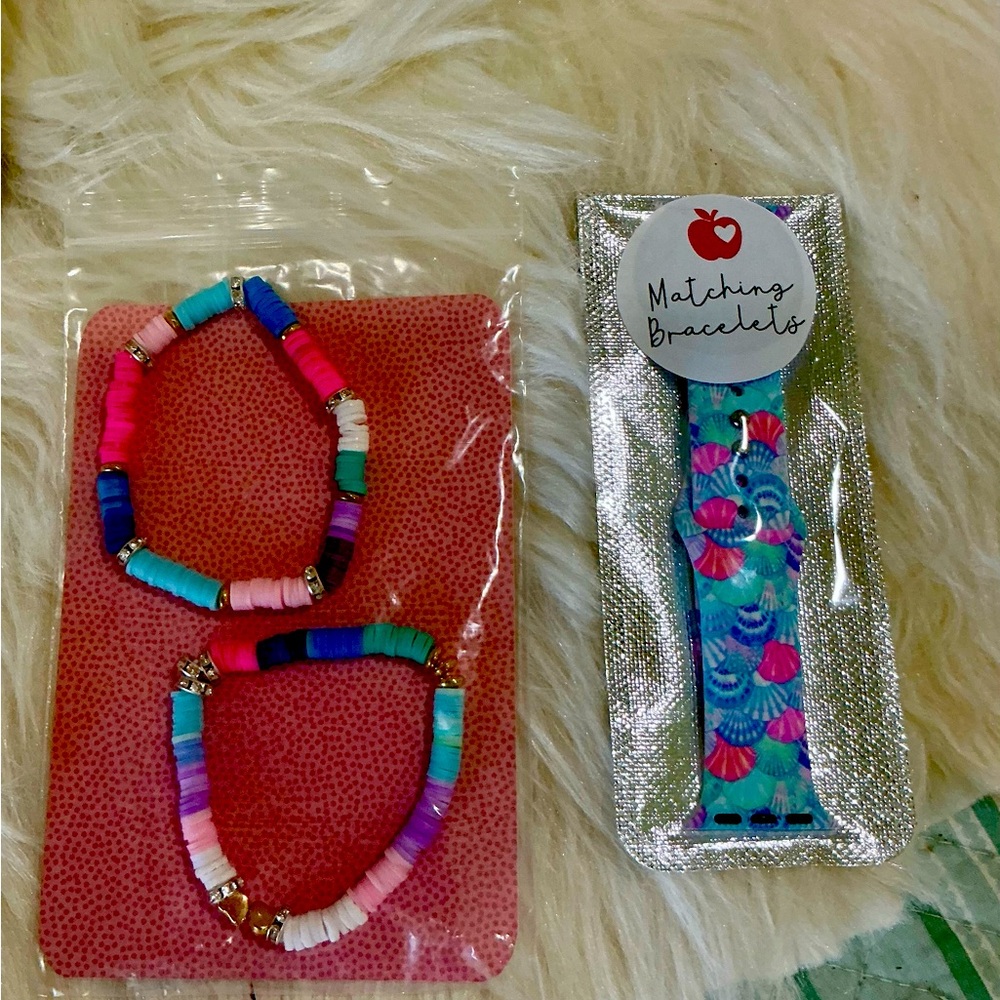 Tropical Looking Apple Watch band with Matching Bracelets